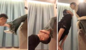 【娩娩大魔王】绿帽前男友裸足狂舔【下】网盘下载插图1