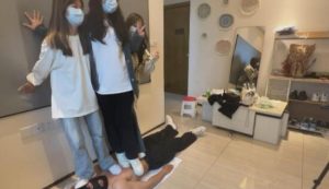 【208少女宿舍】假期三人37分钟群调大学狗网盘下载插图2