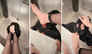 【思诺】长靴黑丝虐绿帽-骑马清理脏鞋面吃口水裹脚纸伺候洗漱-字母网社区