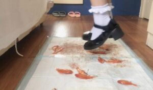 【星梦】漆皮黑皮鞋宅舞踩踏金鱼插图2