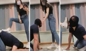 【90喵女王】嘴脱袜头顶鞋子原味气味辱脚耳光裸足狂舔插图1