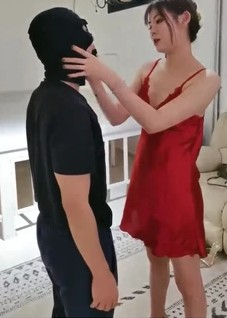 nvwang64262-3.jpg