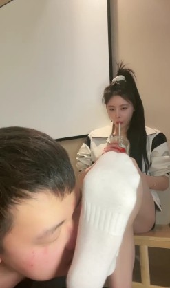 nvwang65147-6.jpg