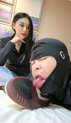 nvwang65283-2.jpg