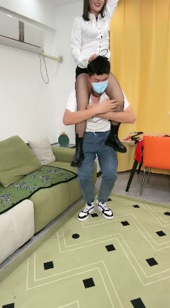 nvwang66444-4.jpg