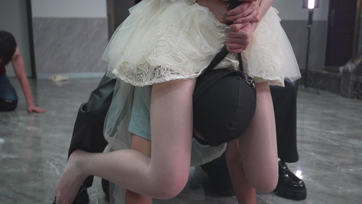 llye66673-6.jpg