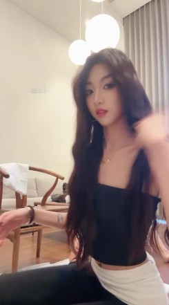 nvwang67732-1.jpg