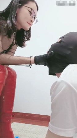 nvwang67779-3.jpg