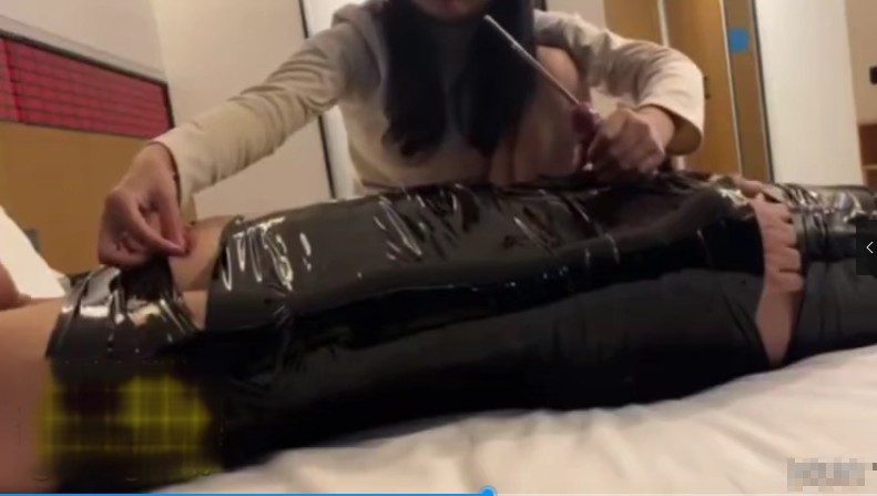 女S木乃伊捆绑M_插马眼撸JB龟头折磨圣水下自撸射视频下载-字母网社区