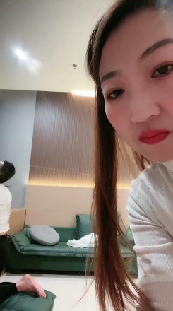 魅儿女王胶带捆绑男奴_物化人体烟灰缸视频下载-字母网社区