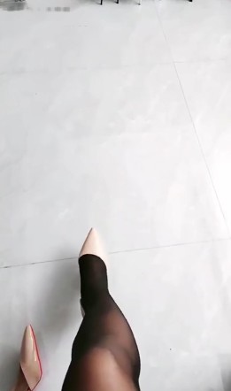 芷窕女王_30分钟漏斗黄金赏赐厕奴调教马桶视频下载-字母网社区